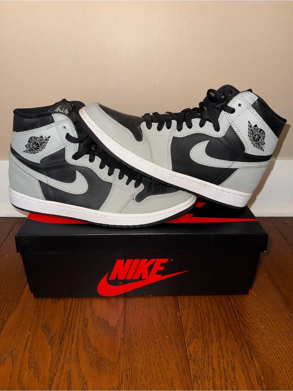 Nike Air Jordan 1 High “Shadow 2.0” Size 10.5M - Fast Shipping!!